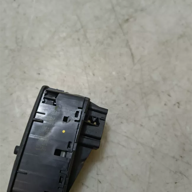 Blocco comandi alzacristalli e retrovisori esterno