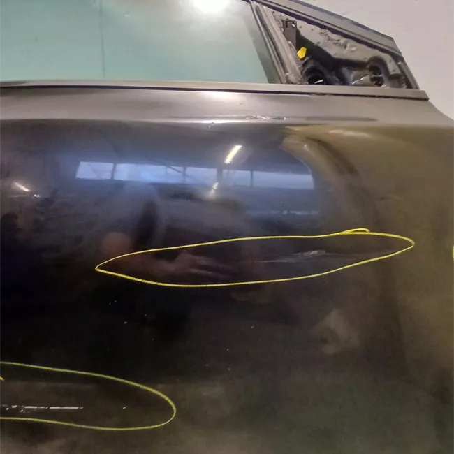 Porta anteriore destra