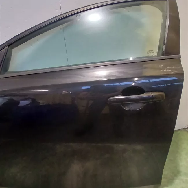 Porta anteriore sinistra