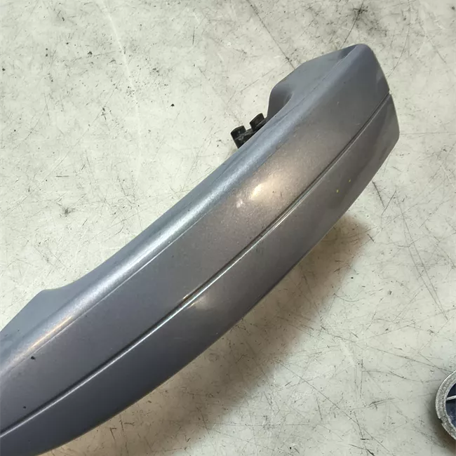 Maniglia porta posteriore sinistra primer