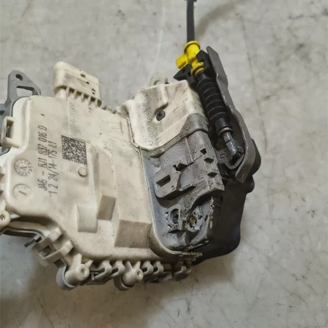 Serratura porta anteriore destra