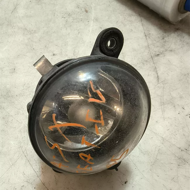 Proiettore fendinebbia sinistro