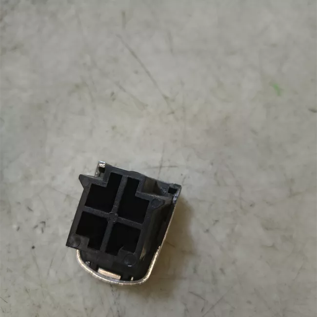 Maniglia porta posteriore sinistra primer