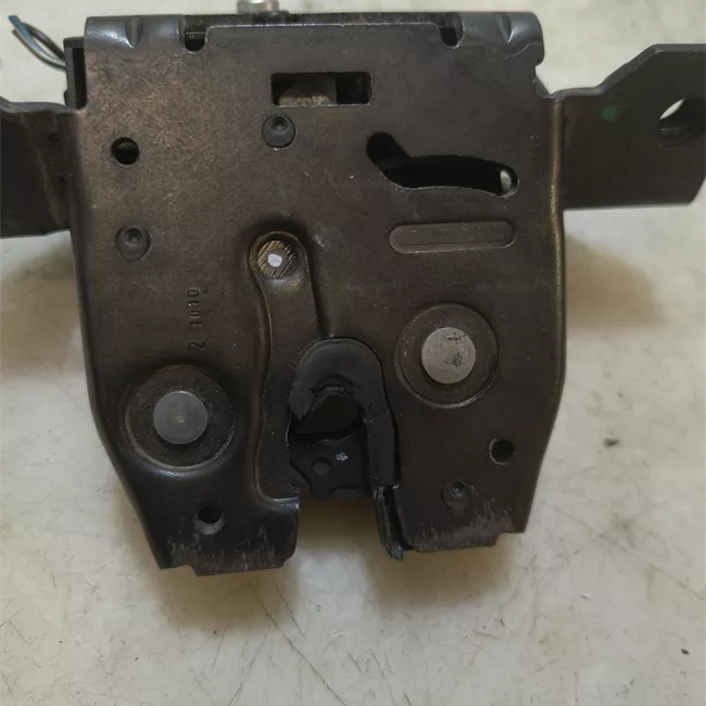 Serratura portello posteriore