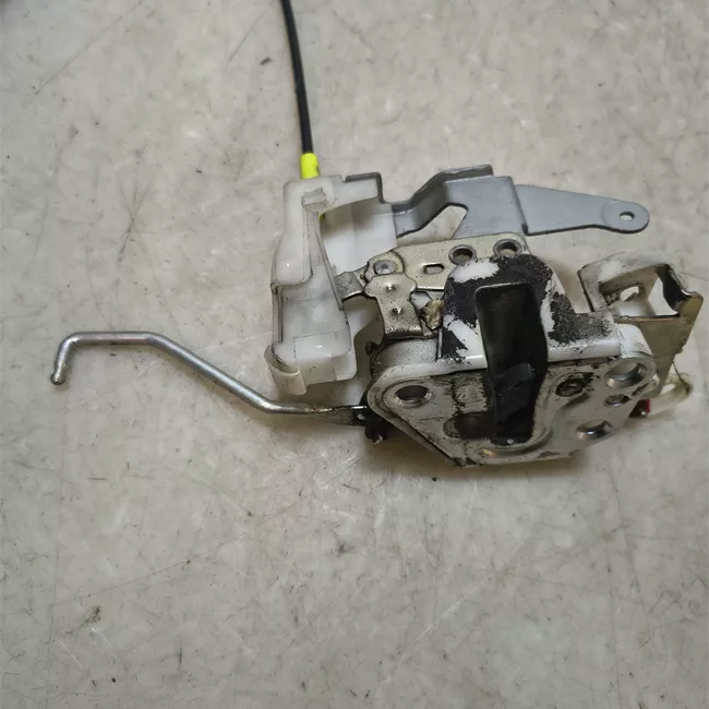 Serratura porta anteriore sinistra