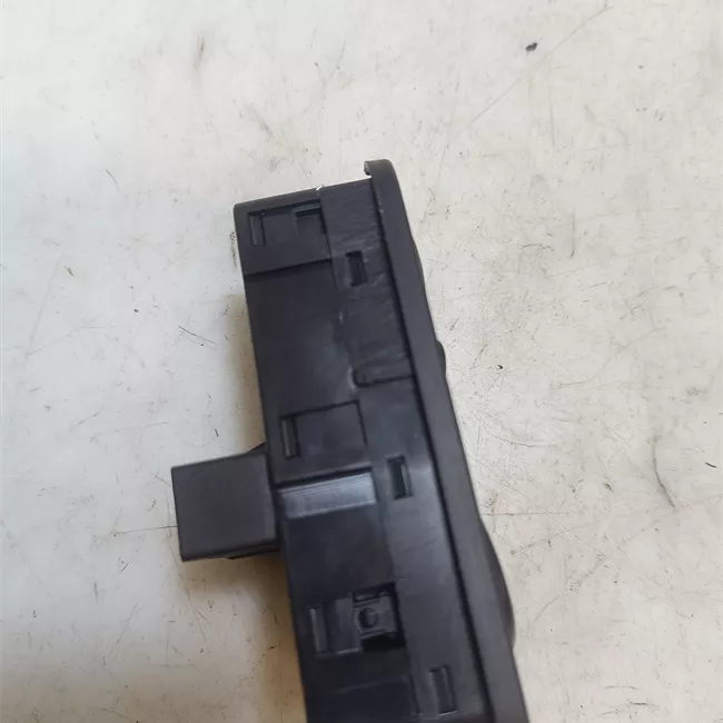 Blocco comandi alzacristalli e retrovisori esterno con retrovisore esterno elettrico