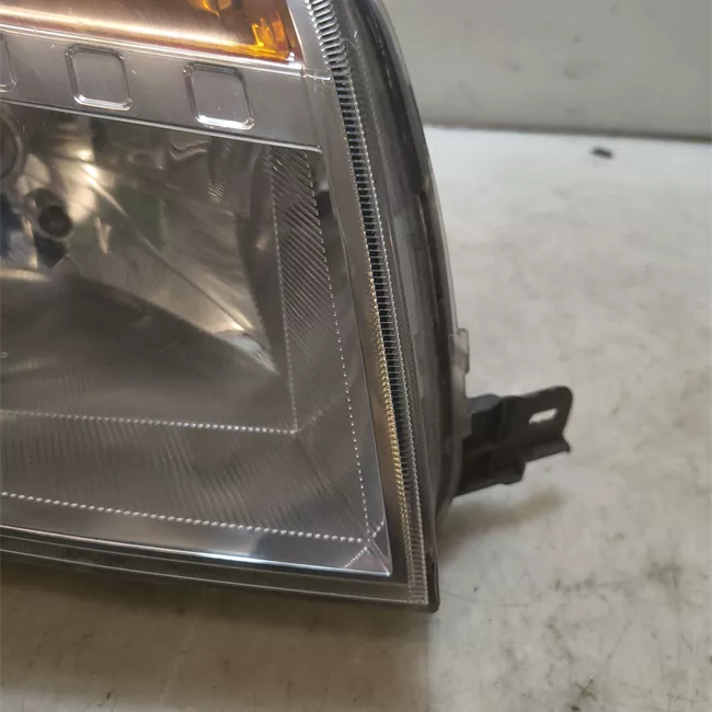 Proiettore destro Ambra