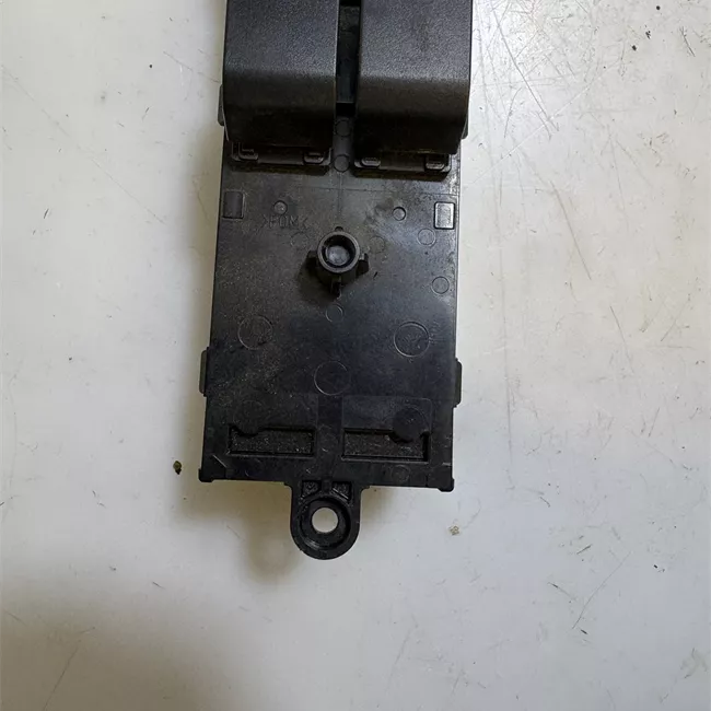 Blocco comandi alzacristalli Tipo 1