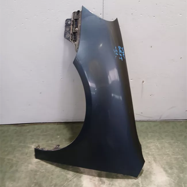 Parafango anteriore sinistro