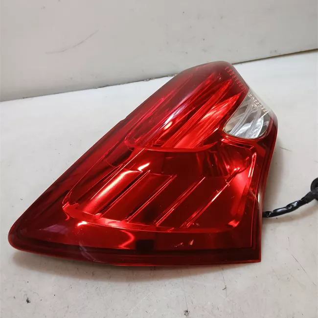 Fanale posteriore parte esterno destro