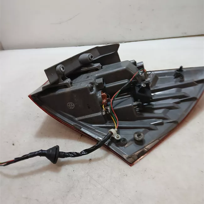 Fanale posteriore parte esterno destro