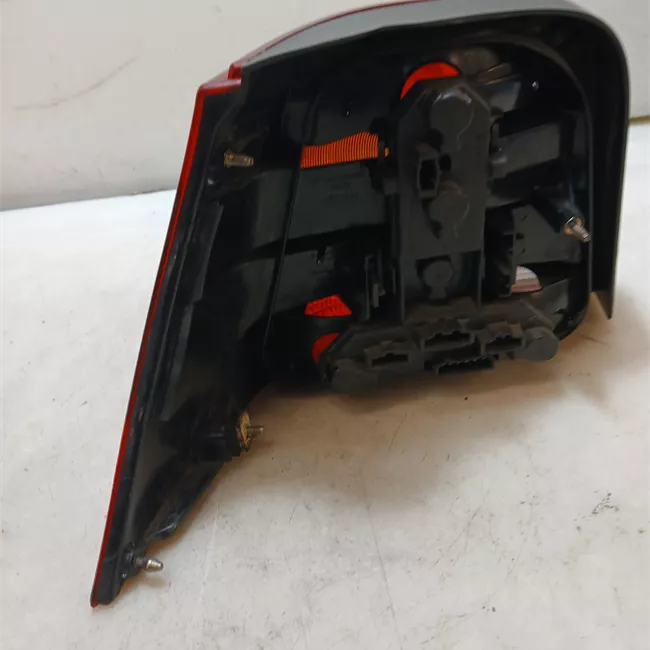 Fanale posteriore destro