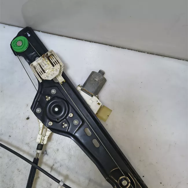 Alzacristallo elettrico porta anteriore sinistro