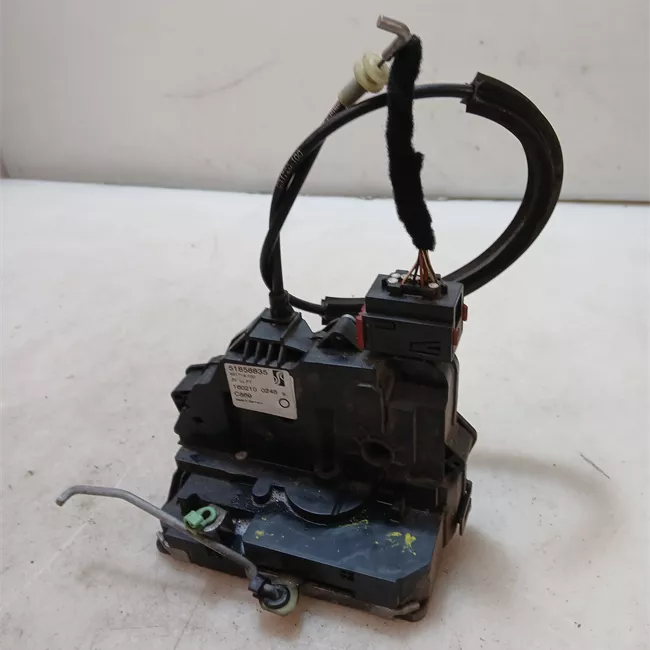 Serratura porta anteriore sinistra