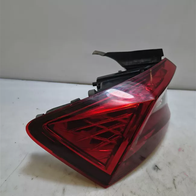 Fanale posteriore parte esterno sinistro Full led