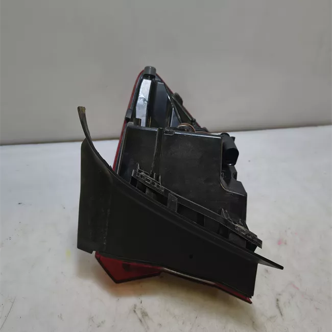 Fanale posteriore parte esterno sinistro Full led