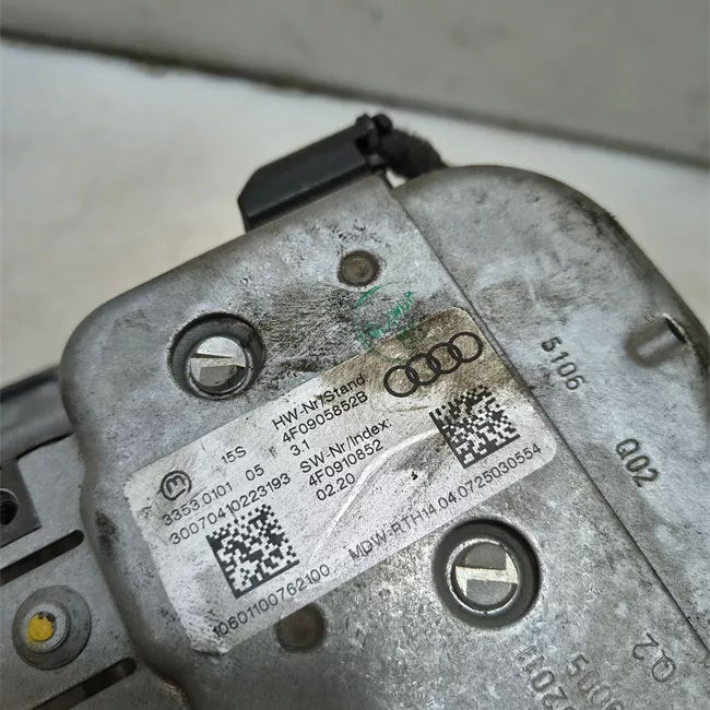 Servosterzo elettronico rotazionale con regolazione elettrico altezza