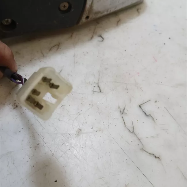 Retrovisore esterno regolazione elettrica sinistro