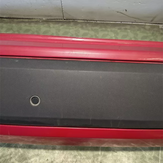 Paraurti posteriore con sensori parcheggio