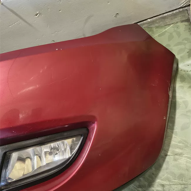 Paraurti anteriore con primer