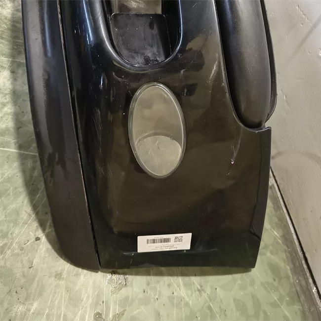 Paraurti anteriore con proiettori antinebbia primer