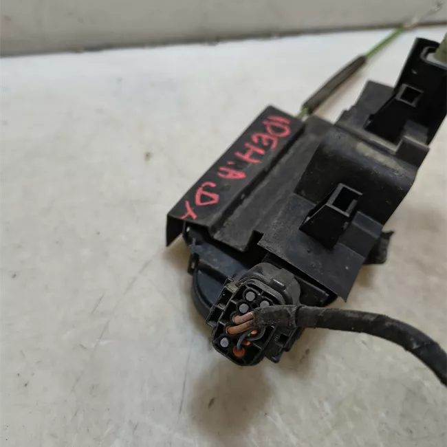 Serratura chiusura centralizzata porta anteriore destra