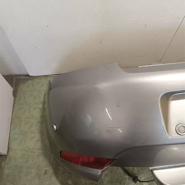 Paraurti posteriore con sensore parcheggio primer