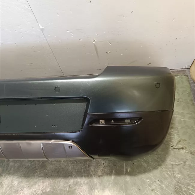 Paraurti posteriore con sensore parcheggio