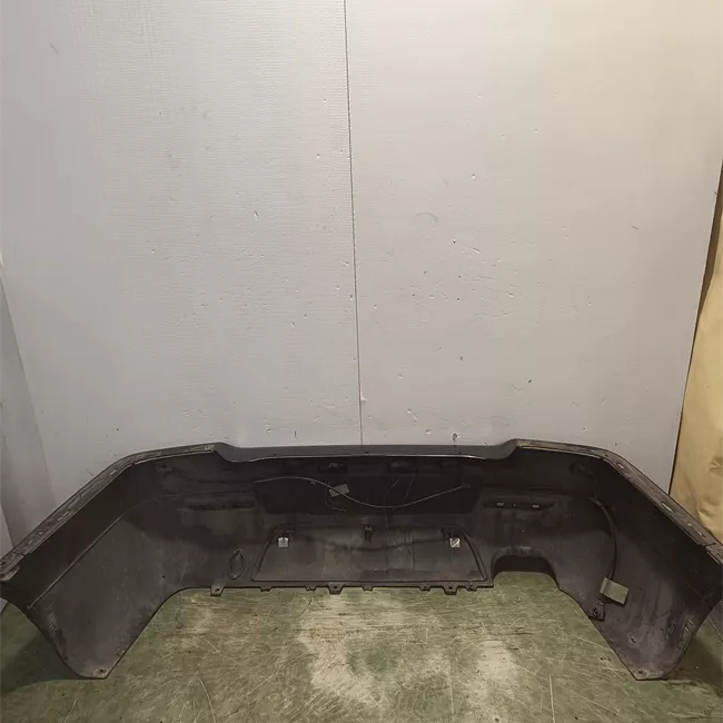 Paraurti posteriore con sensore parcheggio