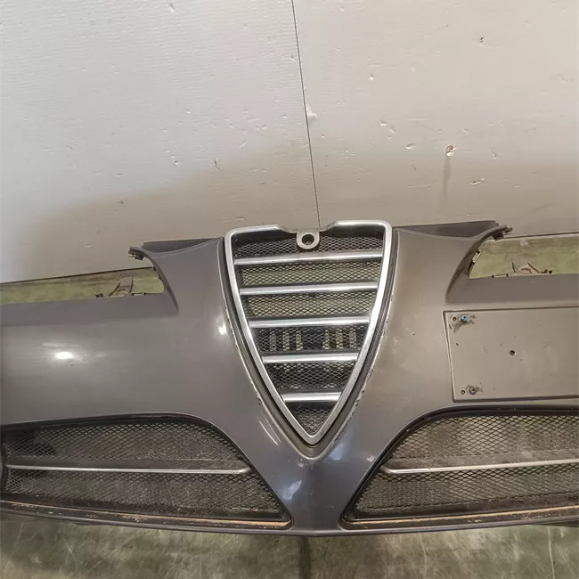 Paraurti anteriore x tergiproiettore