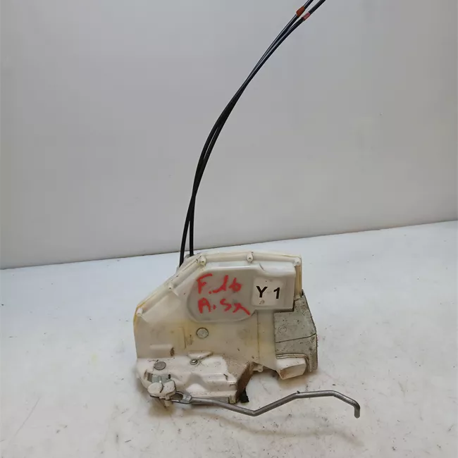 Serratura porta anteriore sinistra