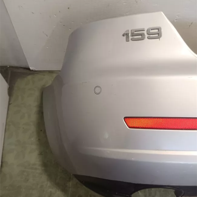 Paraurti posteriore con sensore parchiusura con primer