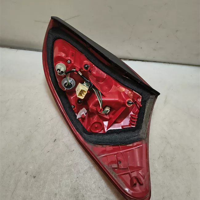 Fanale posteriore sinistro