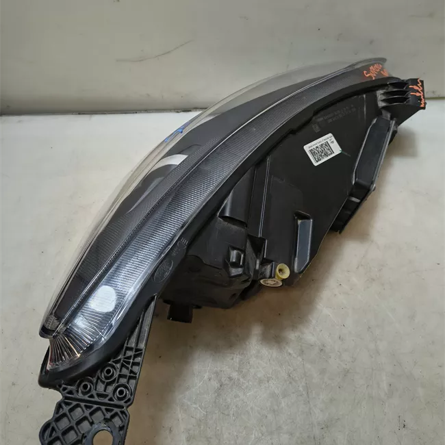 Proiettore sinistro Led dinamico, con cornice nera