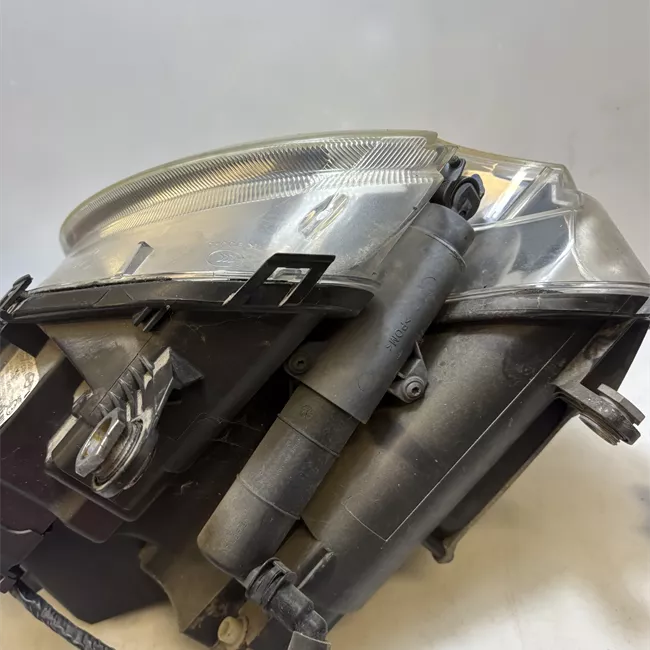 Proiettore sinistro Xeno