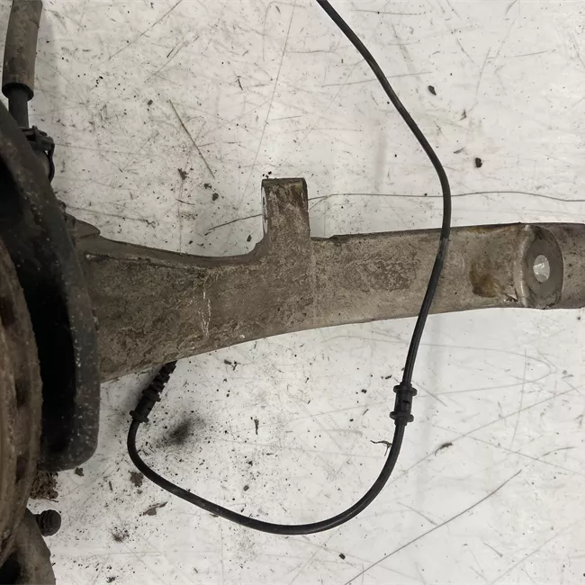 Montante sospensione anteriore sinistro