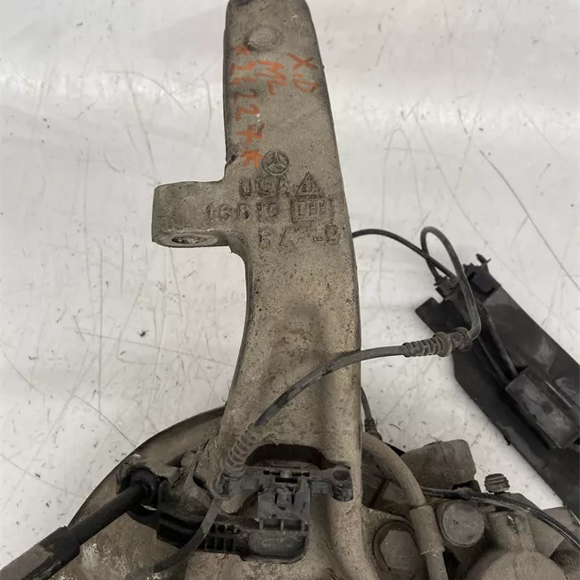 Montante sospensione anteriore destro