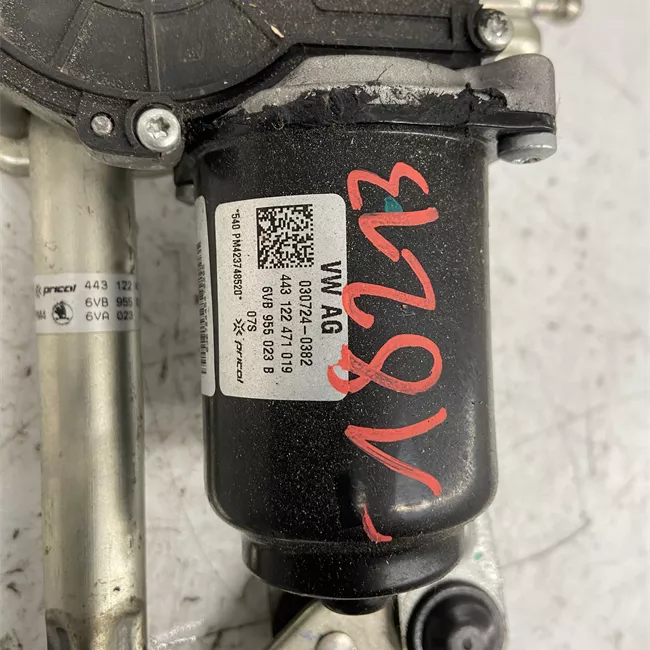 Meccanismo tergiparabrezza con motorino