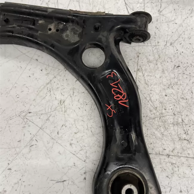 Braccio oscillante sospensione anteriore sinistro