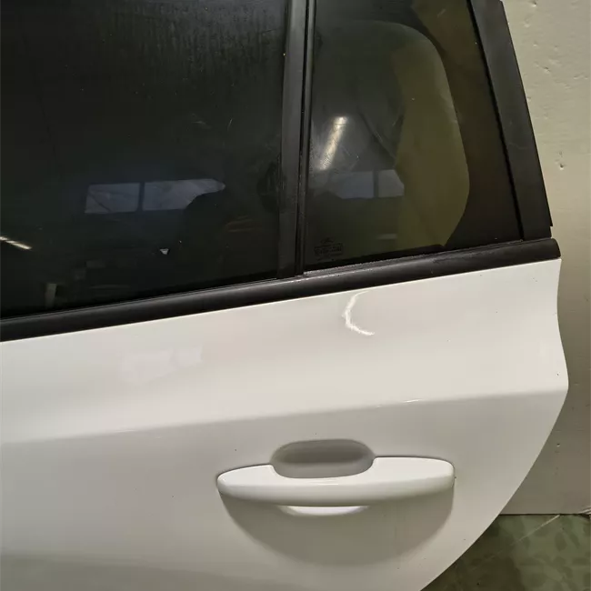 Porta posteriore sinistra