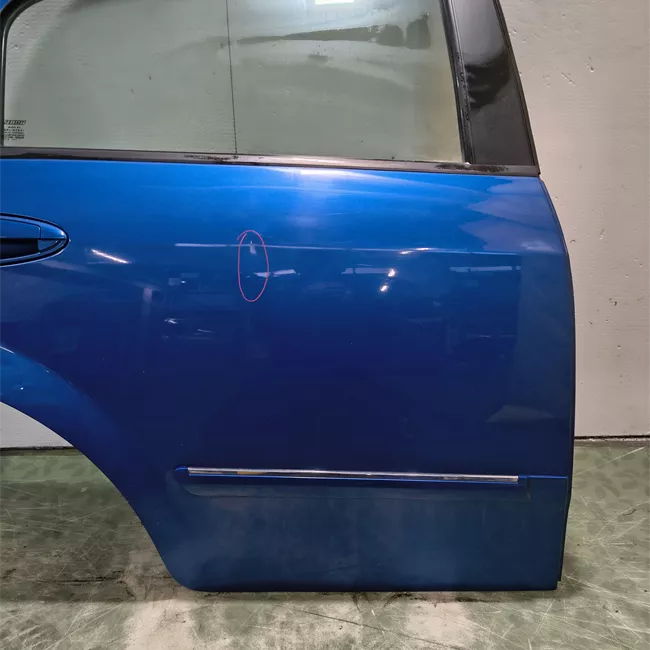 Porta posteriore destra