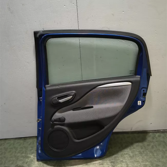 Porta posteriore destra