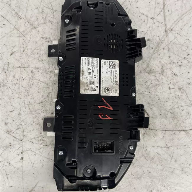 Quadro strumenti completo equipaggiam.lusso/comfort