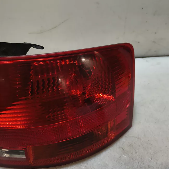 Fanale posteriore parte esterno destro