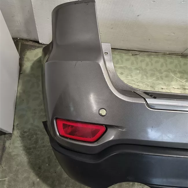 Paraurti posteriore superiore allestimento Alta