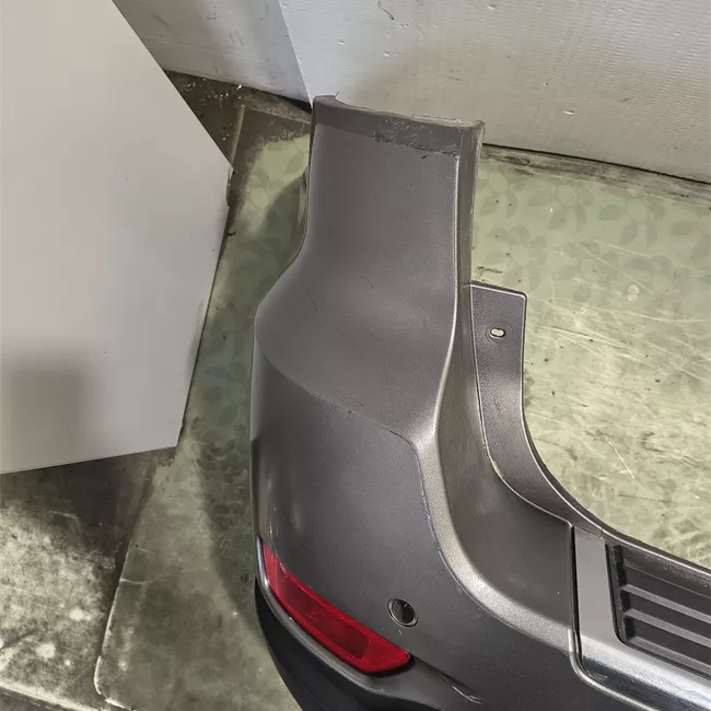 Paraurti posteriore superiore allestimento Alta