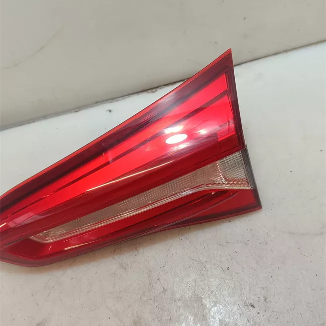 Fanale posteriore parte interno sinistro