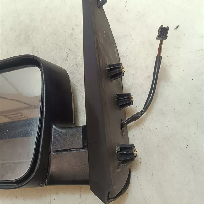 Retrovisore esterno sinistro