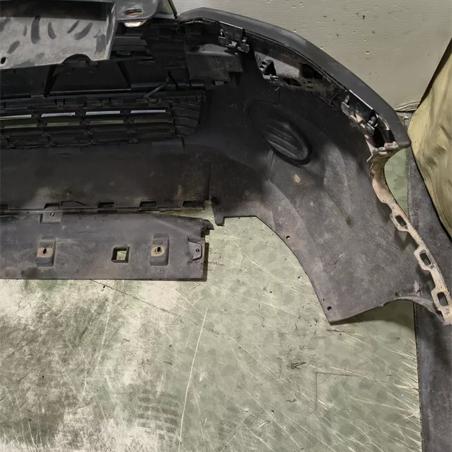 Paraurti anteriore Da verniciare