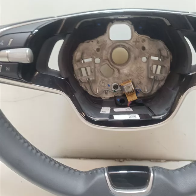 Volante Pelle multifunzione Sport nero/cromo